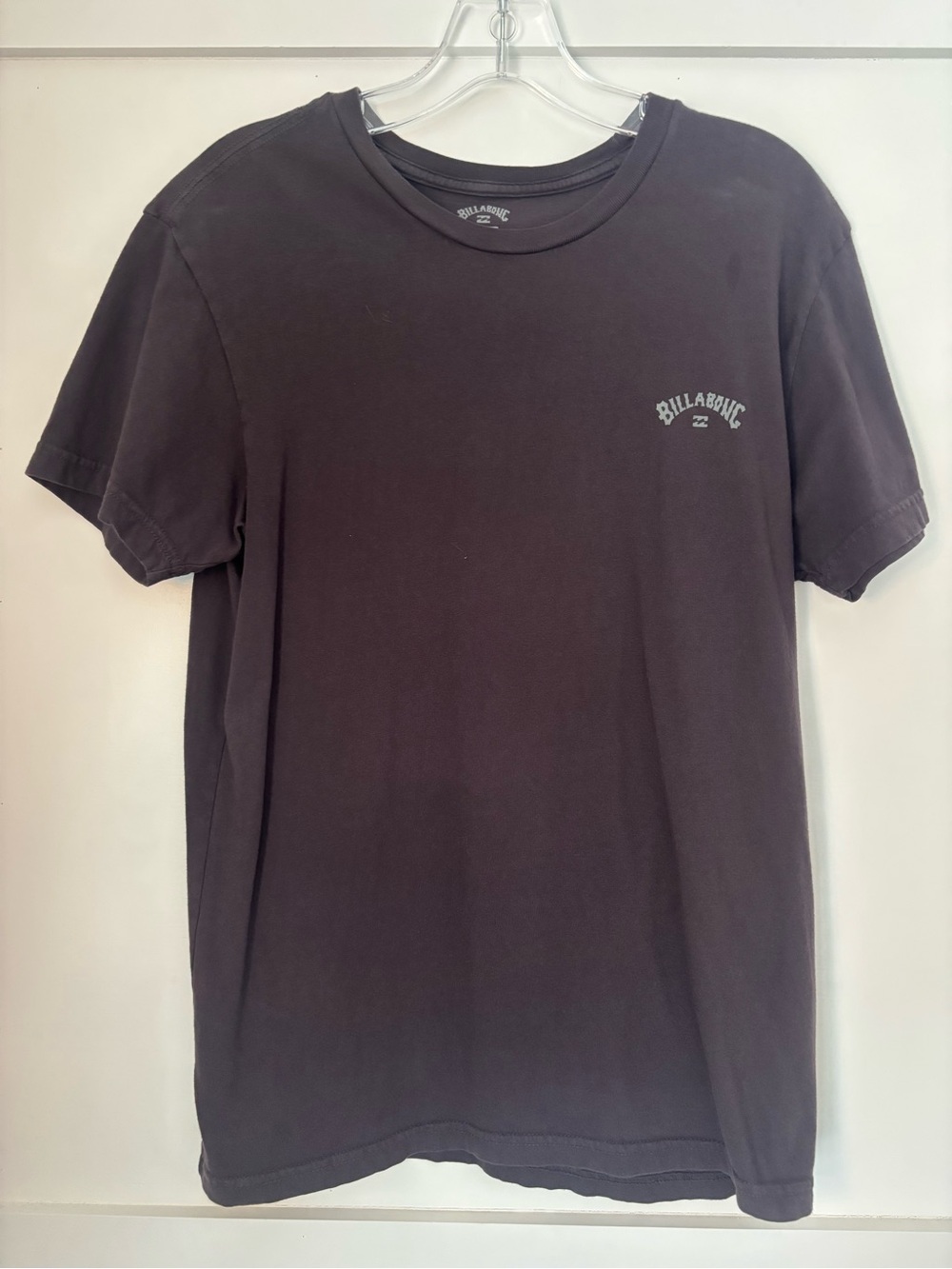 Billabong Men's Short Sleeve Crew Tee - Charcoal size small